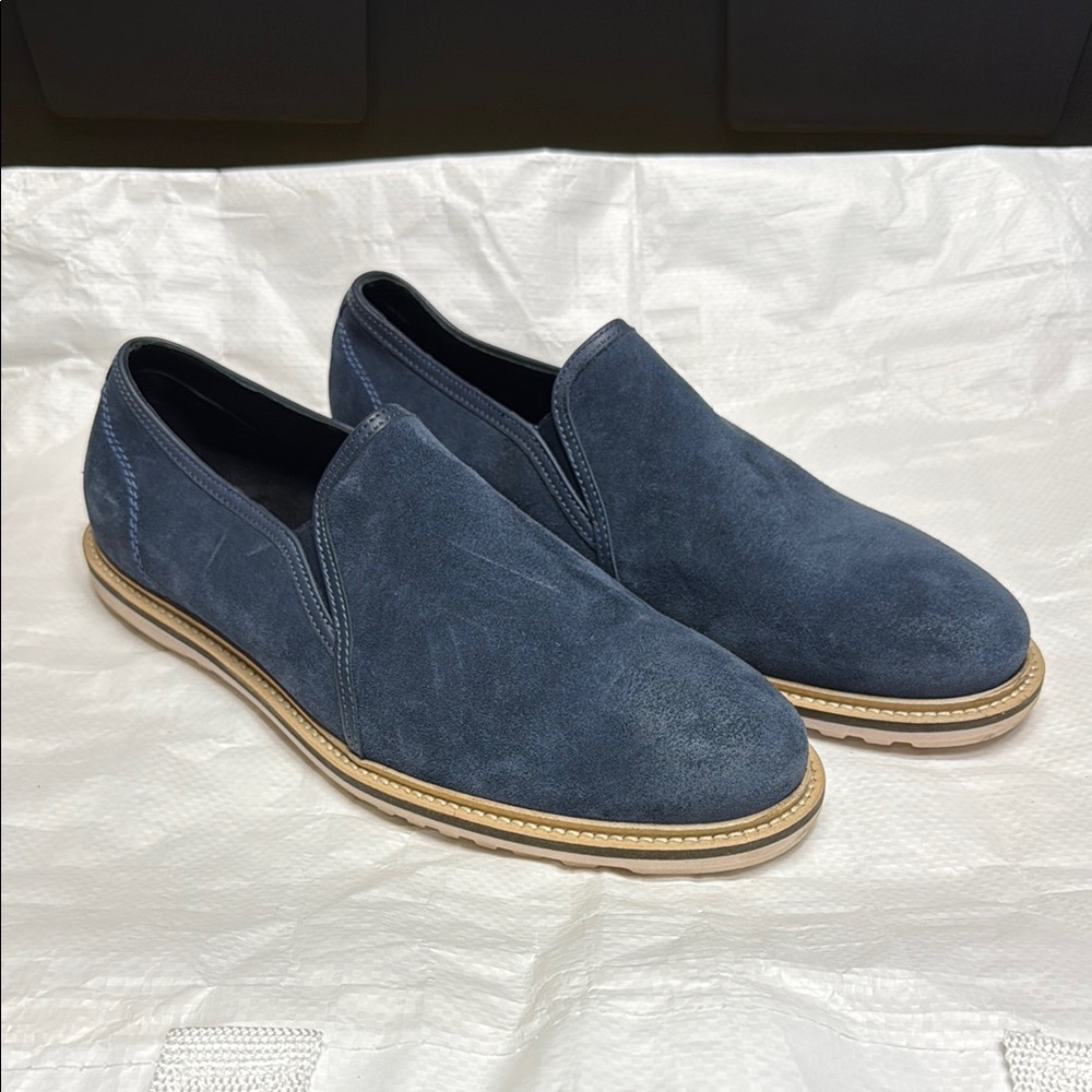 New Wolverine Oslo Slip-On Suede Leather Men Shoes Sz. 9